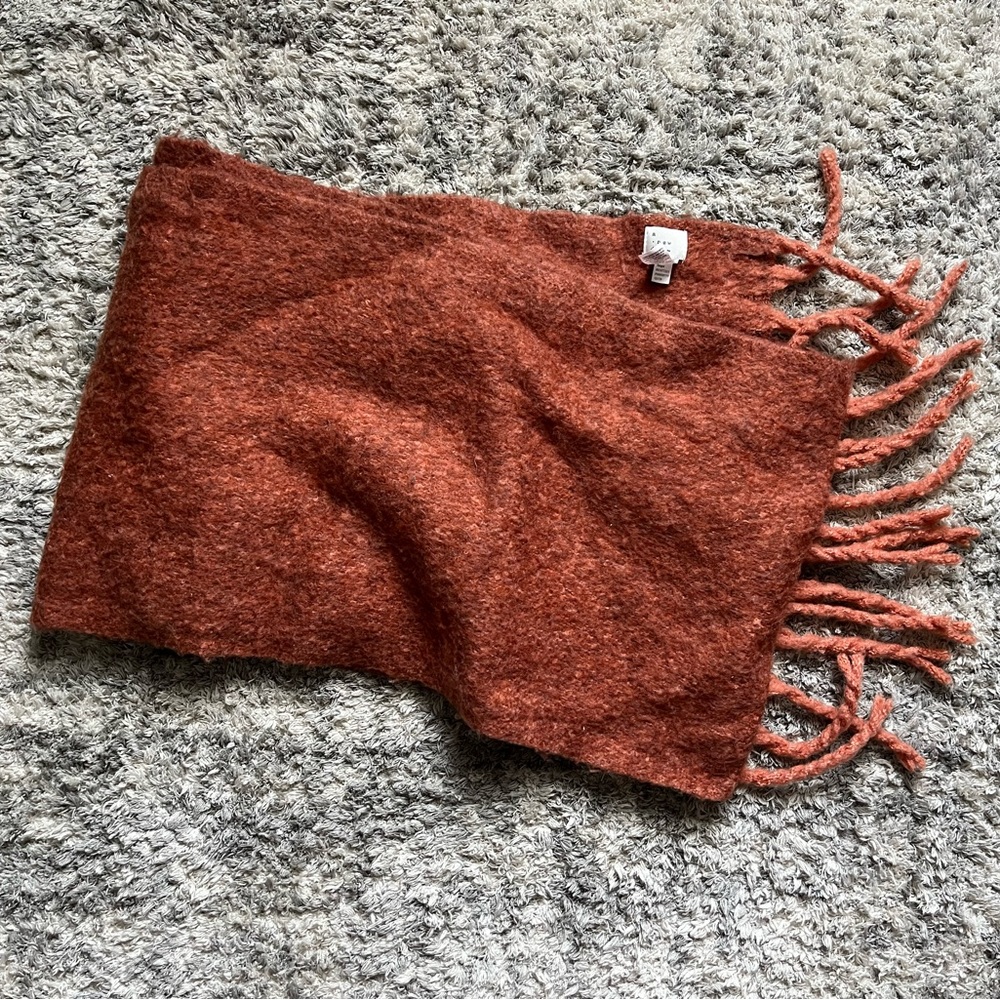 Cozy orange scarf